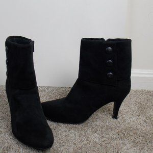 Fioni Suede Ankle Boot